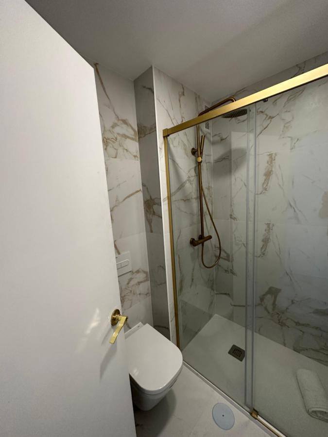 Luxury Beach Flat Apartment อาลิกันเต ภายนอก รูปภาพ