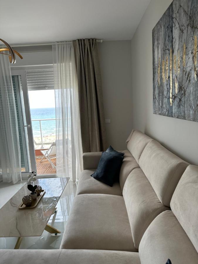 Luxury Beach Flat Apartment อาลิกันเต ภายนอก รูปภาพ